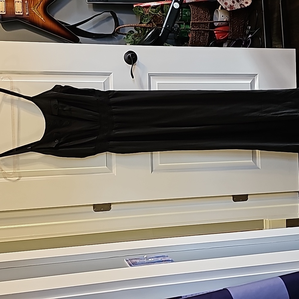 VERY CUTE EUC SZ XL BLACK JUMPSUIT